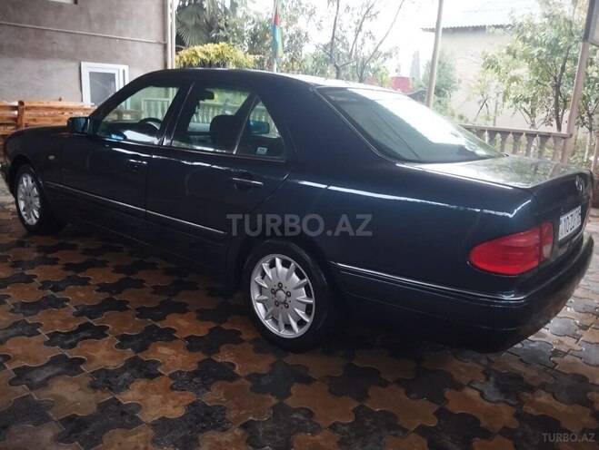 Mercedes E 230 1995, 450,000 km - 2.3 l - Bakı