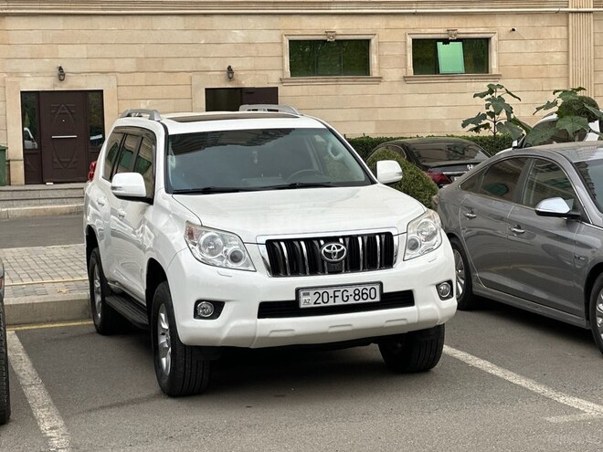 Toyota Land Cruiser Prado 2010, 155,600 km - 2.7 л - Gəncə