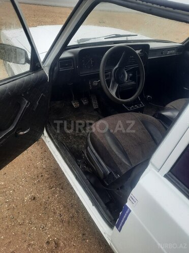 LADA (VAZ) 2107 1998, 55,699 km - 1.7 l - Salyan