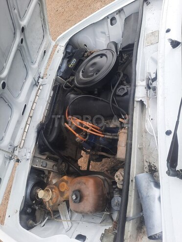 LADA (VAZ) 2107 1998, 55,699 km - 1.7 l - Salyan