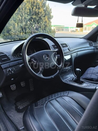 Mercedes E 220 2005, 320,000 km - 2.2 l - Bakı