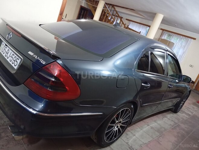 Mercedes E 220 2005, 320,000 km - 2.2 l - Bakı