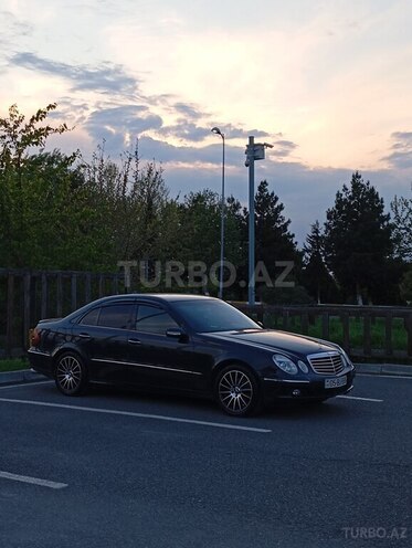 Mercedes E 220 2005, 320,000 km - 2.2 l - Bakı