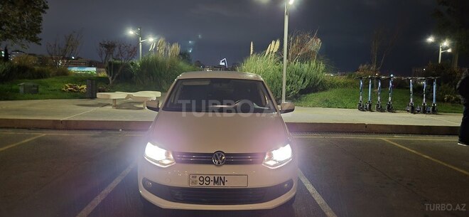 Volkswagen Polo 2012, 294,000 km - 1.6 l - Bakı