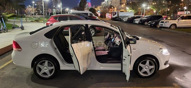 Volkswagen Polo 2012, 294,000 km - 1.6 l - Bakı