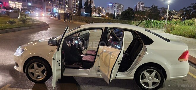 Volkswagen Polo 2012, 294,000 km - 1.6 l - Bakı