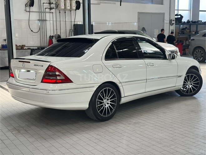 Mercedes C 220 2001, 448,000 km - 2.1 l - Bakı