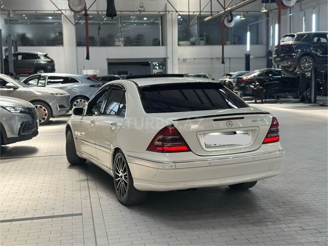 Mercedes C 220 2001, 448,000 km - 2.1 l - Bakı