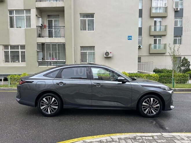 Changan Qiyuan A05 2025, 24,015 km - 1.5 л - Bakı
