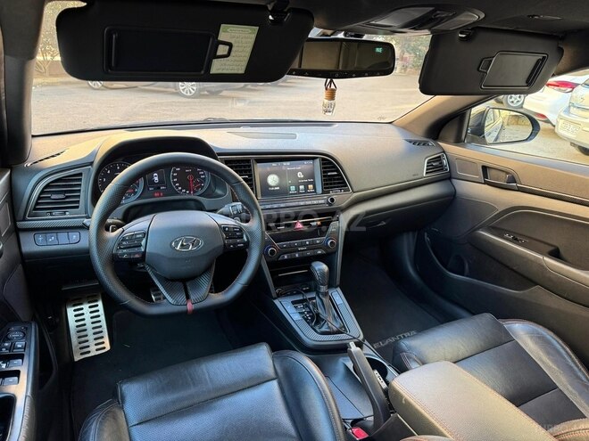 Hyundai Elantra 2017, 111,000 km - 1.6 л - Bakı