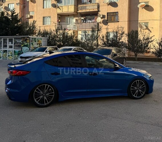 Hyundai Elantra 2017, 111,000 km - 1.6 л - Bakı