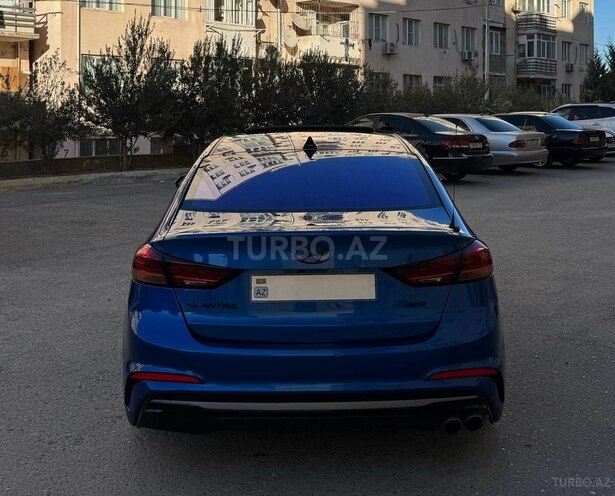 Hyundai Elantra 2017, 111,000 km - 1.6 л - Bakı