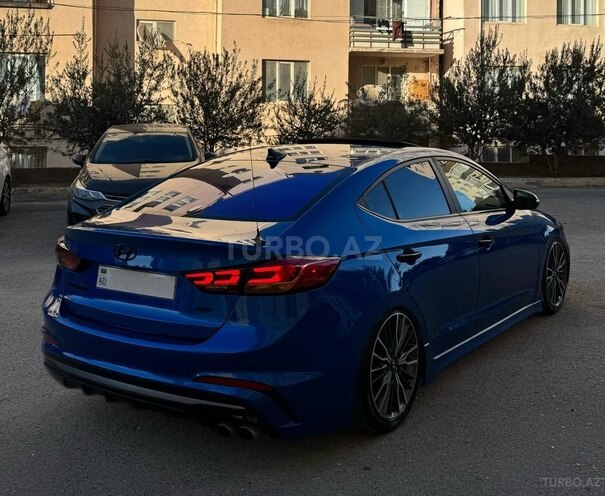 Hyundai Elantra 2017, 111,000 km - 1.6 л - Bakı