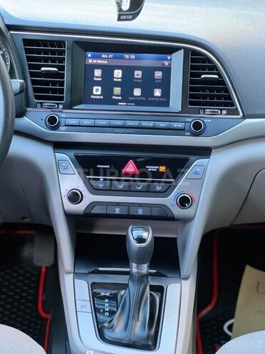Hyundai Elantra 2018, 150,000 km - 2.0 л - Bakı