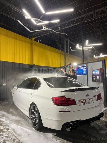 BMW 528 2012, 240,000 km - 2.0 l - Bakı
