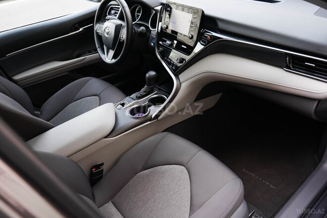 Toyota Camry 2021, 45,600 km - 2.5 l - Bakı