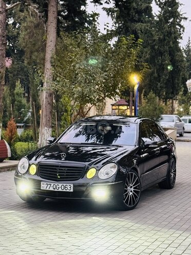 Mercedes E 300-5