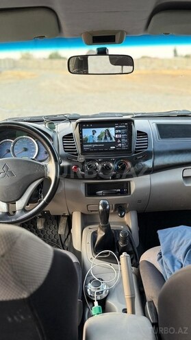 Mitsubishi L200 2007, 290,000 km - 2.5 l - Gəncə