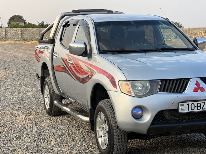 Mitsubishi L200 2007, 290,000 km - 2.5 l - Gəncə