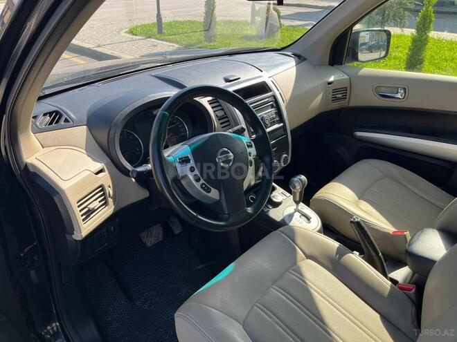 Nissan X-Trail 2013, 145,000 km - 2.5 л - Quba