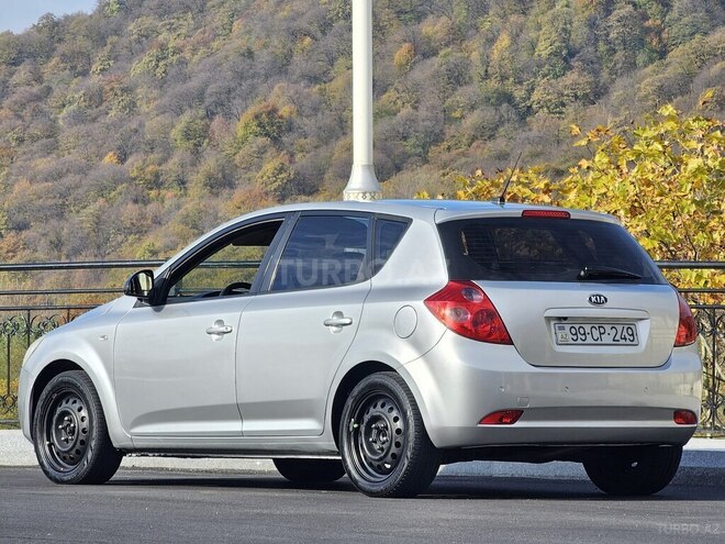 Kia Ceed 2007, 269,800 km - 1.6 л - Qəbələ