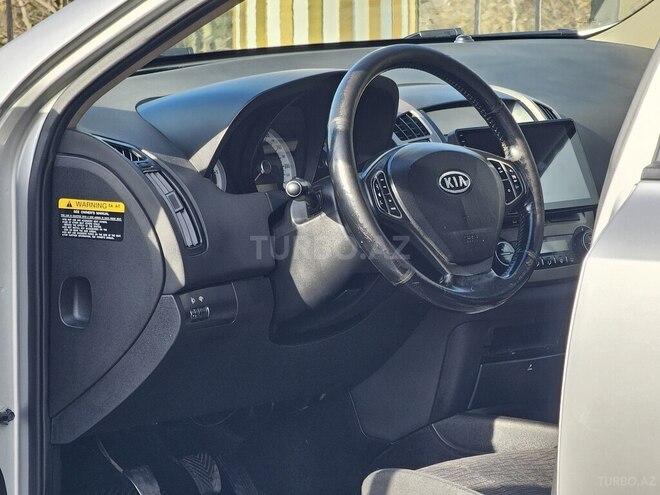 Kia Ceed 2007, 269,800 km - 1.6 л - Qəbələ