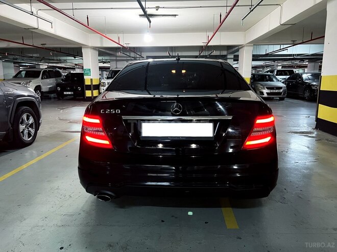 Mercedes C 250 2014, 163,000 km - 1.8 l - Bakı