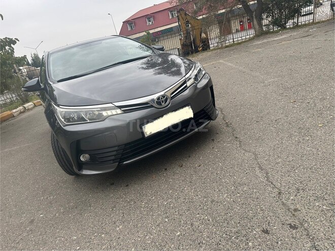 Toyota Corolla 2017, 177,000 km - 1.6 l - Bakı