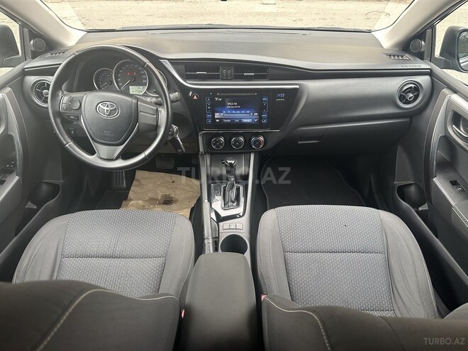 Toyota Corolla 2017, 177,000 km - 1.6 l - Bakı