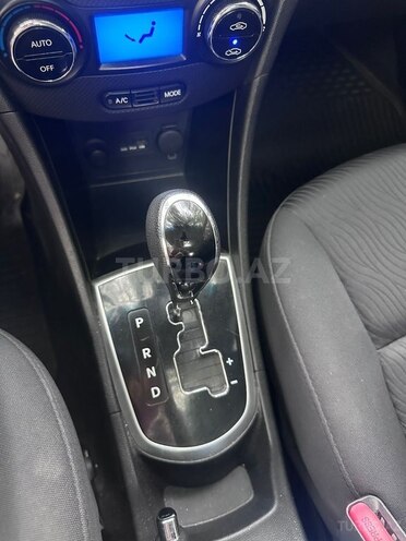 Hyundai Accent 2012, 147,000 km - 1.6 l - Bakı