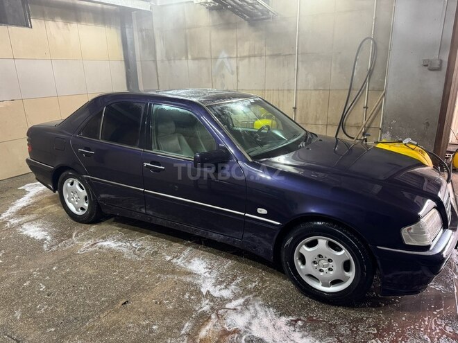 Mercedes C 240 2000, 248,000 km - 2.4 l - Bakı