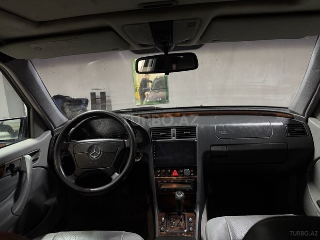 Mercedes C 240 2000, 248,000 km - 2.4 l - Bakı