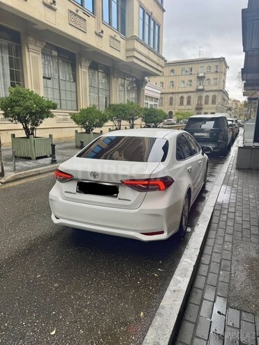 Toyota Corolla 2024, 24,000 km - 1.8 л - Bakı