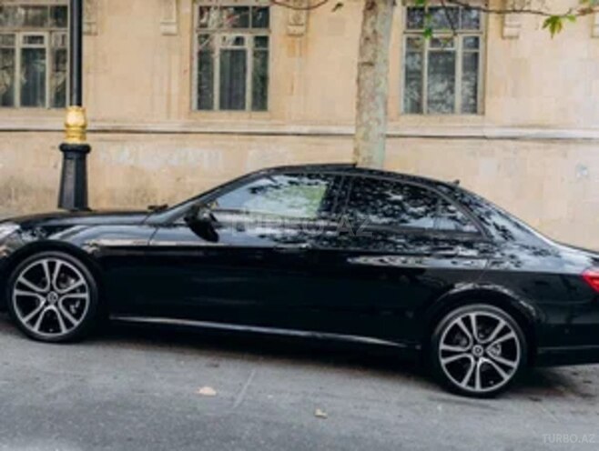 Mercedes E 220 2015, 220,000 km - 2.1 l - Bakı