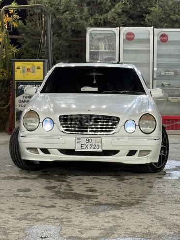 Mercedes E 320 2001, 450,000 km - 3.2 l - Bakı