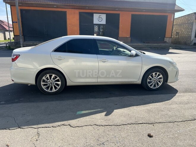 Toyota Camry 2016, 180,000 km - 2.5 l - Quba