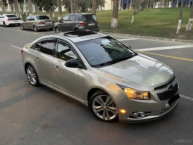 Chevrolet Cruze 2014, 270,000 km - 1.4 l - Sumqayıt