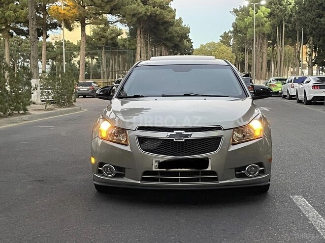 Chevrolet Cruze 2014, 270,000 km - 1.4 l - Sumqayıt