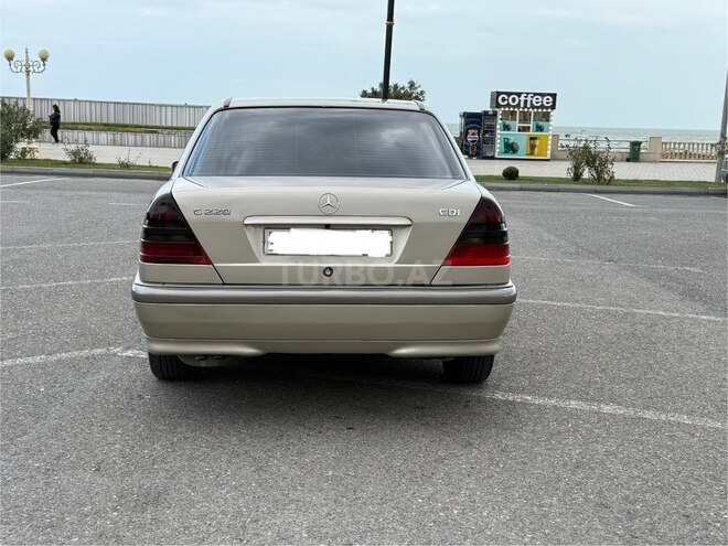 Mercedes C 220 1999, 473,000 km - 2.2 l - Sumqayıt