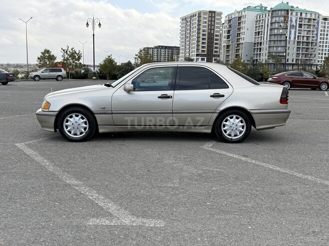 Mercedes C 220 1999, 473,000 km - 2.2 l - Sumqayıt
