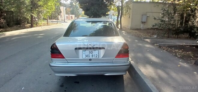 Mercedes C 240 1999, 344,000 km - 2.4 l - Yevlax