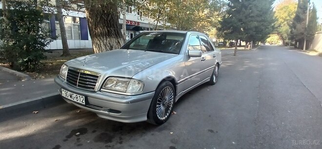 Mercedes C 240 1999, 344,000 km - 2.4 l - Yevlax