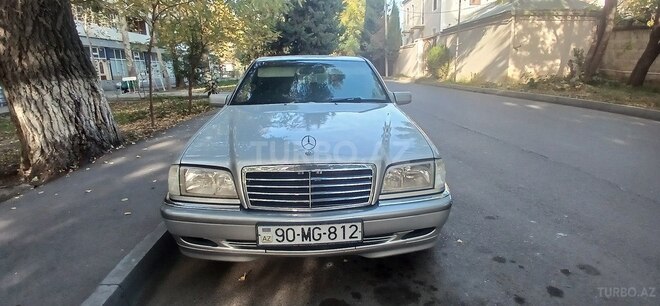 Mercedes C 240 1999, 344,000 km - 2.4 l - Yevlax