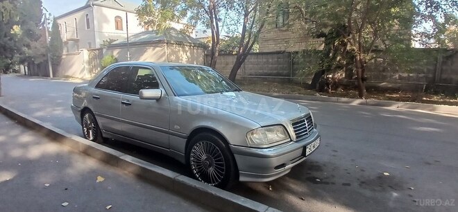 Mercedes C 240 1999, 344,000 km - 2.4 l - Yevlax