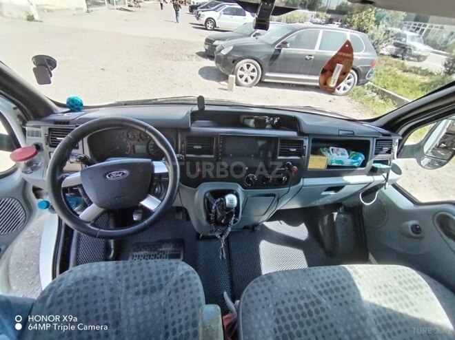 Ford Transit 2011, 236,000 km - 2.4 л - Bakı