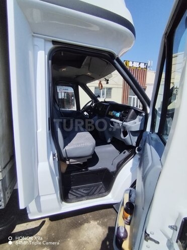 Ford Transit 2011, 236,000 km - 2.4 л - Bakı