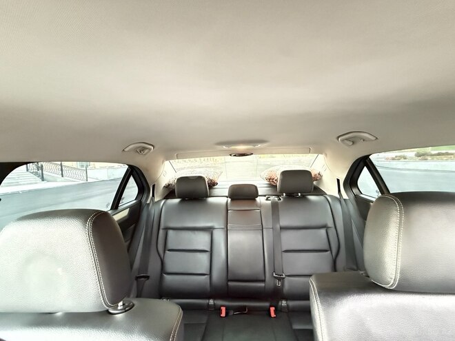Mercedes E 220 2014, 271,000 km - 2.1 l - Qəbələ