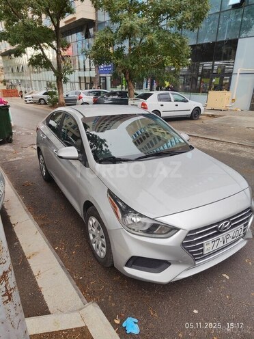 Hyundai Accent 2021, 110,473 km - 1.6 л - Bakı