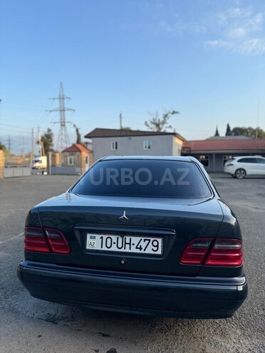 Mercedes E 230 1995, 559,500 km - 2.3 l - Astara