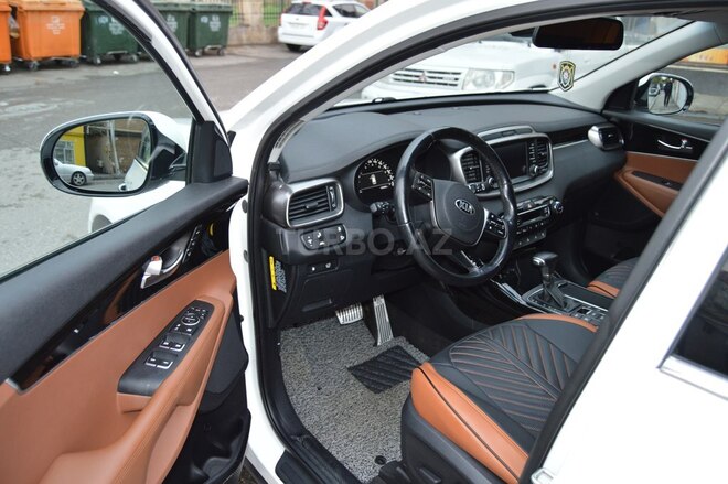 Kia Sorento 2019, 145,292 km - 2.0 l - Bakı